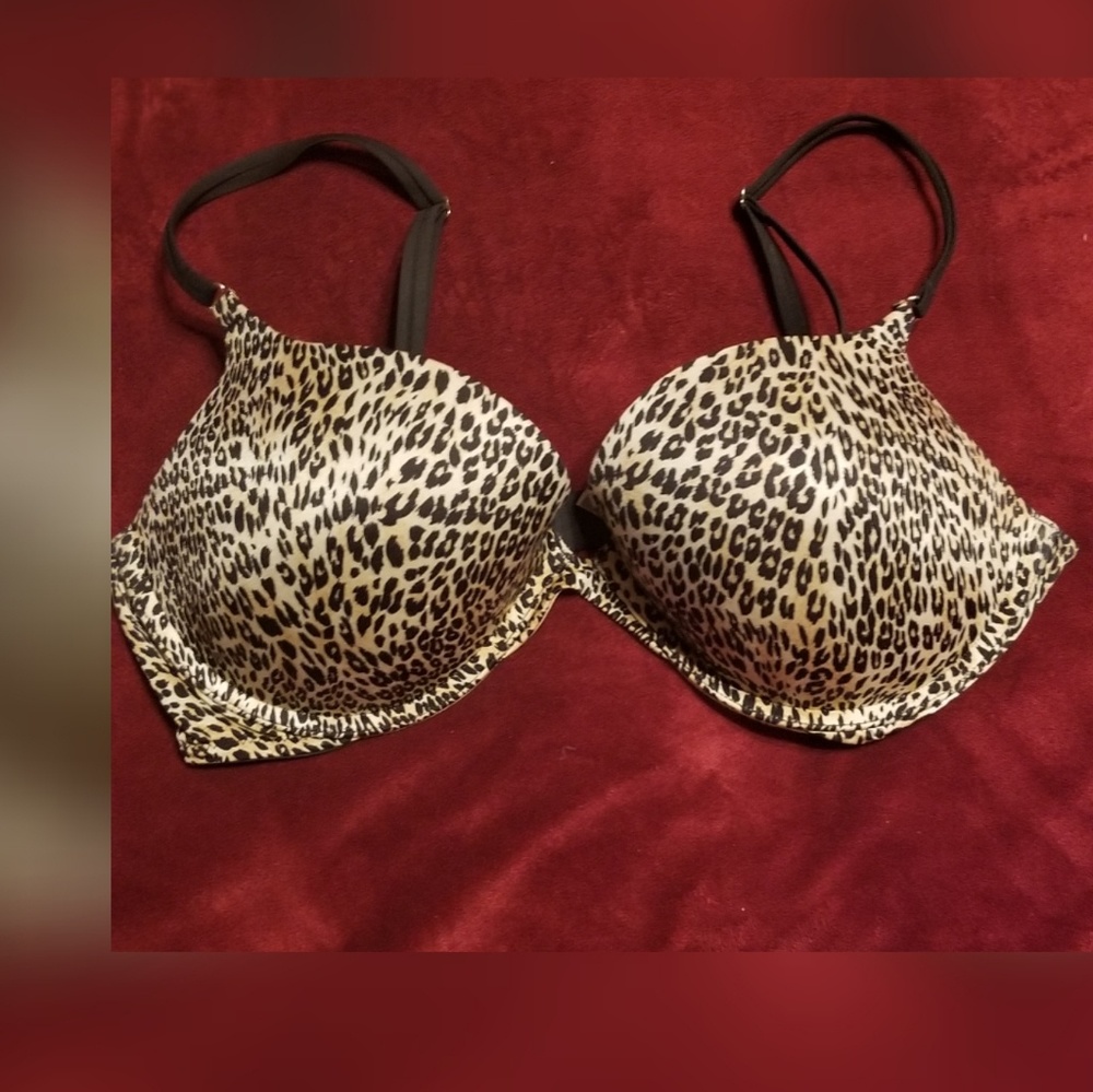 Victoria's Secret very sexy bra
